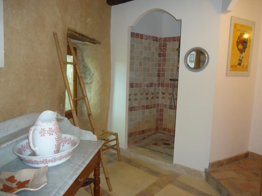 La Colline Bleue Bed & Breakfast Banne Ngoại thất bức ảnh